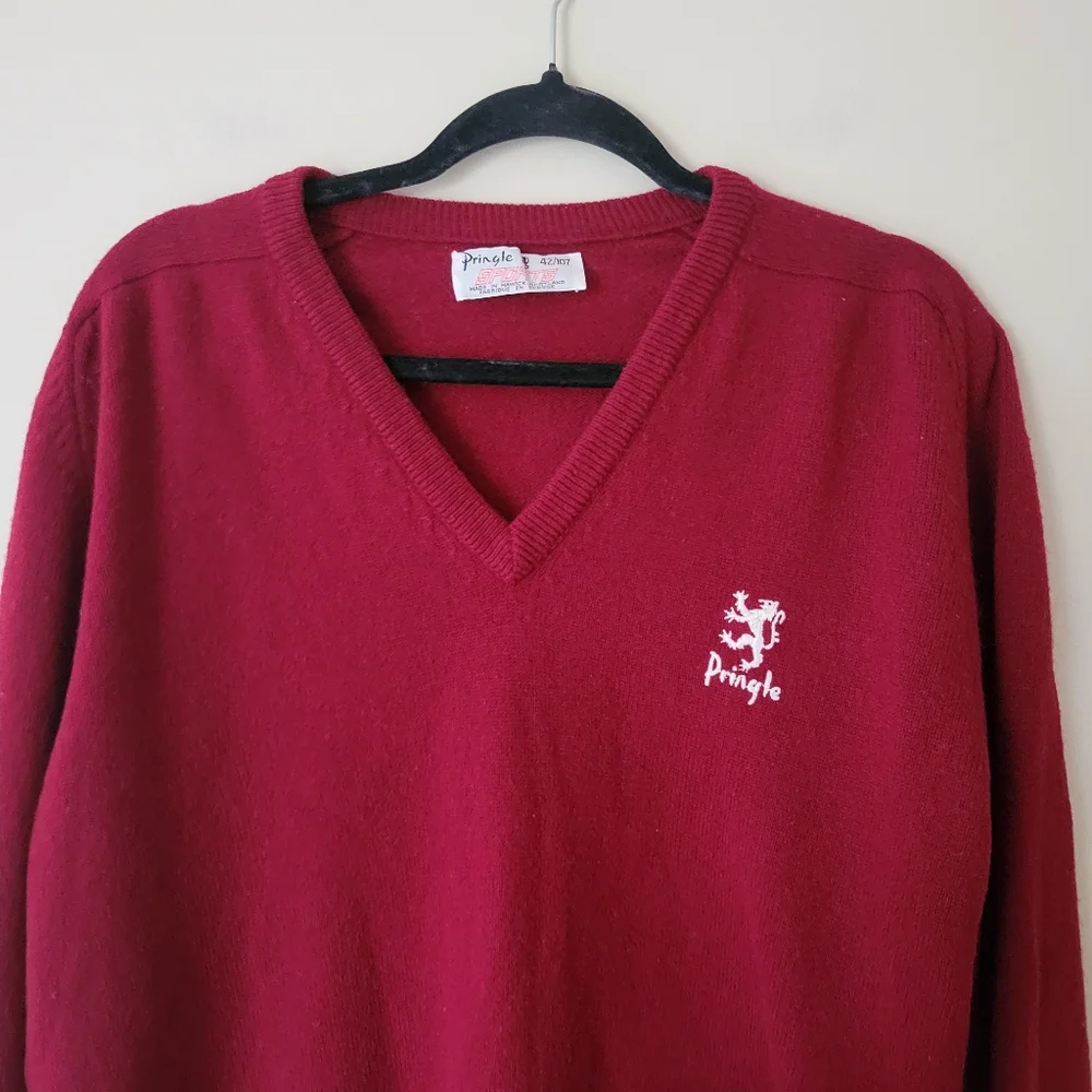 Vintage Pringle of Scotland Wool Deep Red Logo Crest V-neck Knit Sweater - Picture 3 of 7